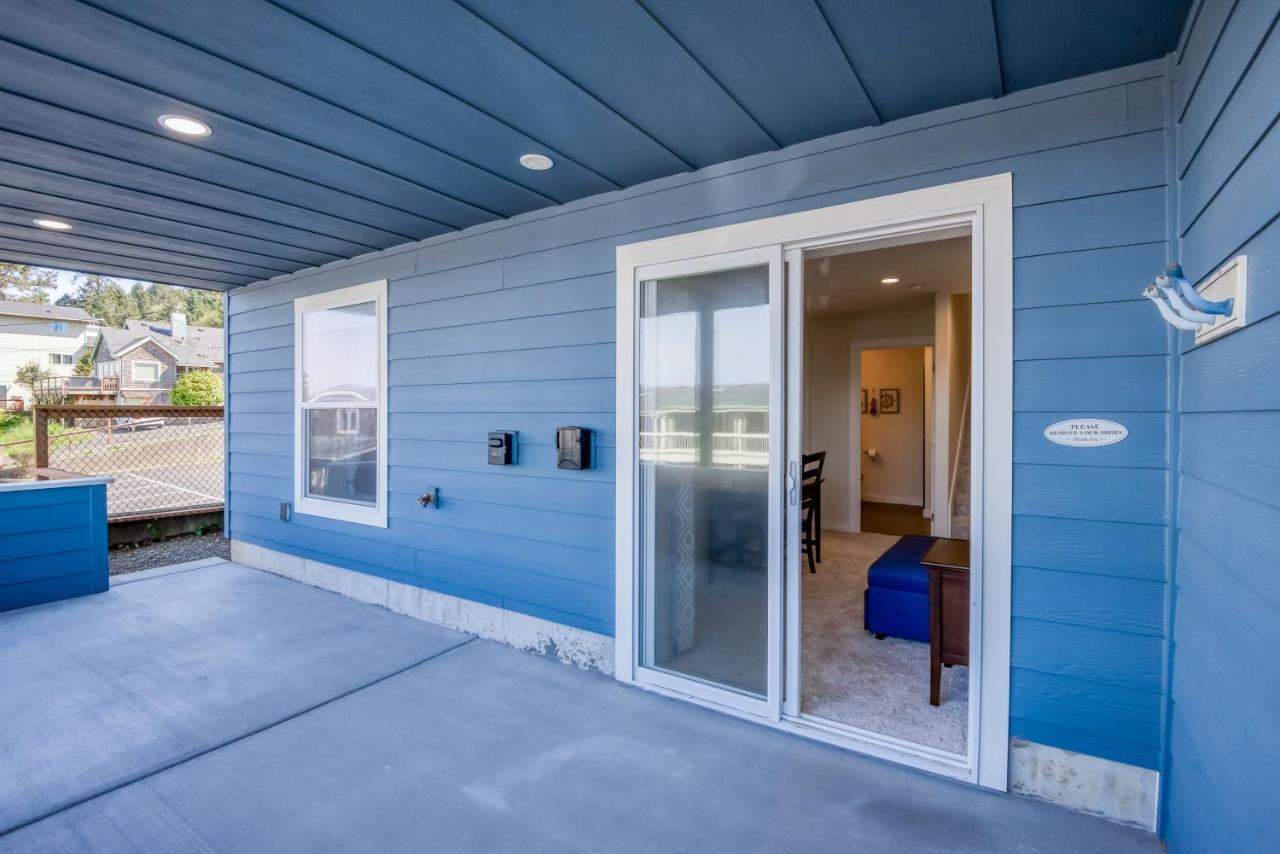 Oceanview Townhome - Pet Friendly - Sleeps 6 - King デポー・ベイ エクステリア 写真