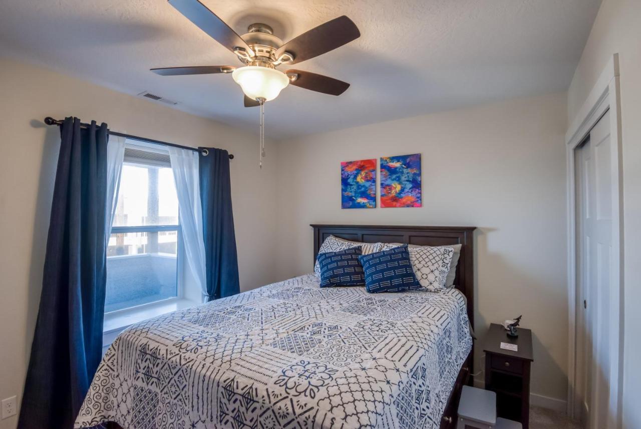 Oceanview Townhome - Pet Friendly - Sleeps 6 - King デポー・ベイ エクステリア 写真