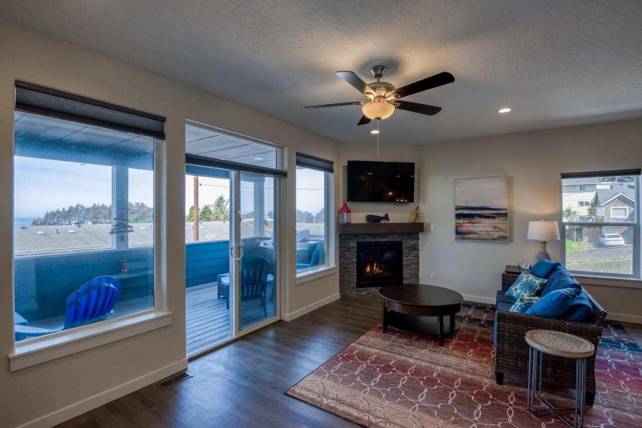 Oceanview Townhome - Pet Friendly - Sleeps 6 - King デポー・ベイ エクステリア 写真