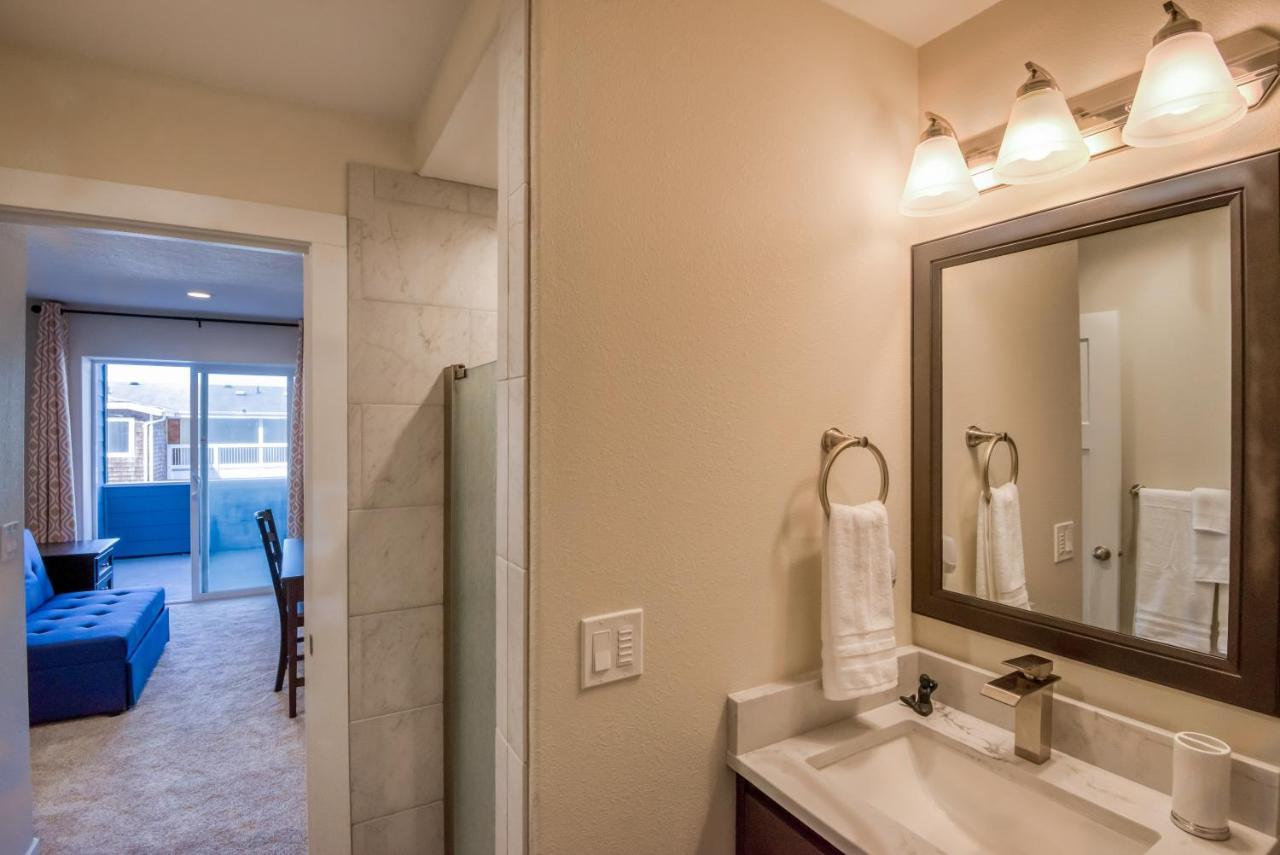 Oceanview Townhome - Pet Friendly - Sleeps 6 - King デポー・ベイ エクステリア 写真
