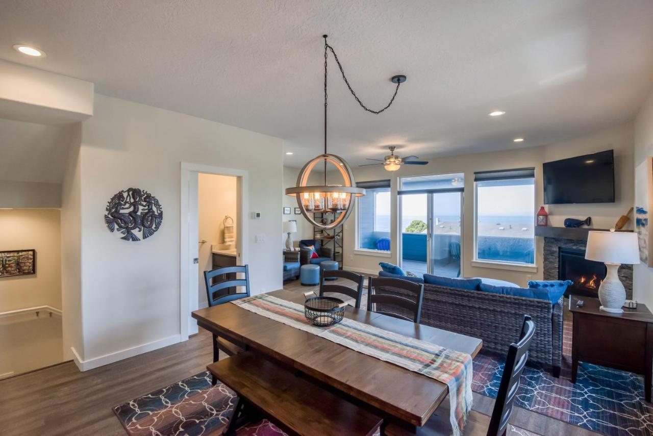Oceanview Townhome - Pet Friendly - Sleeps 6 - King デポー・ベイ エクステリア 写真