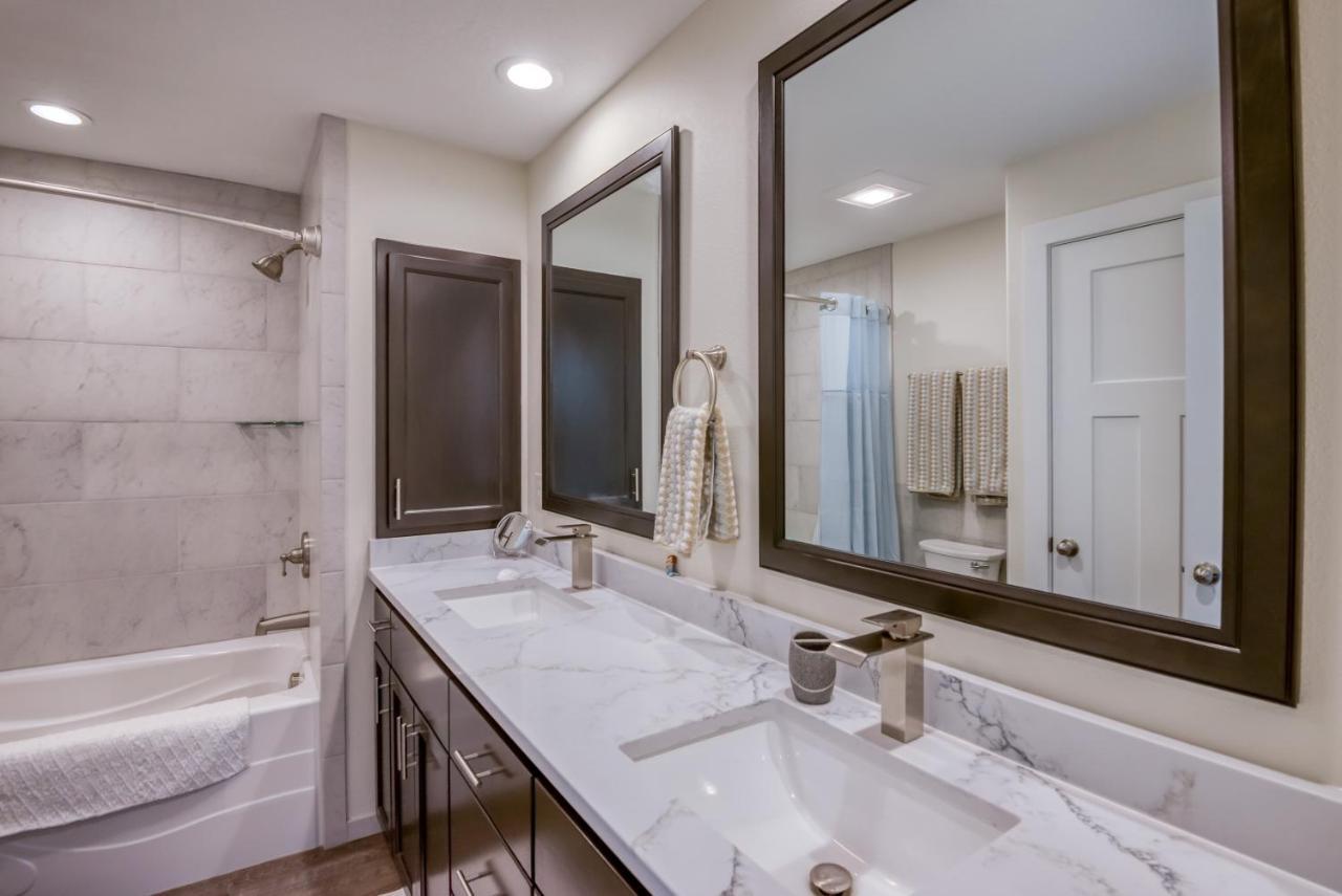 Oceanview Townhome - Pet Friendly - Sleeps 6 - King デポー・ベイ エクステリア 写真